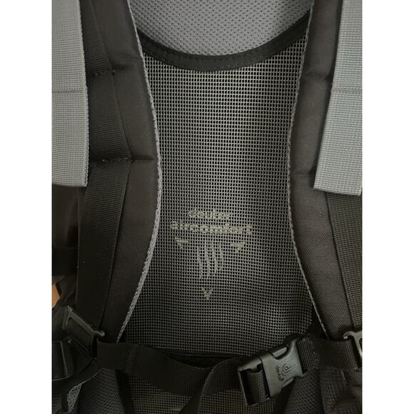 Deuter Aircomfort Futura 42 Backpack - Used - Black/Yellow - Picture 6 of 8